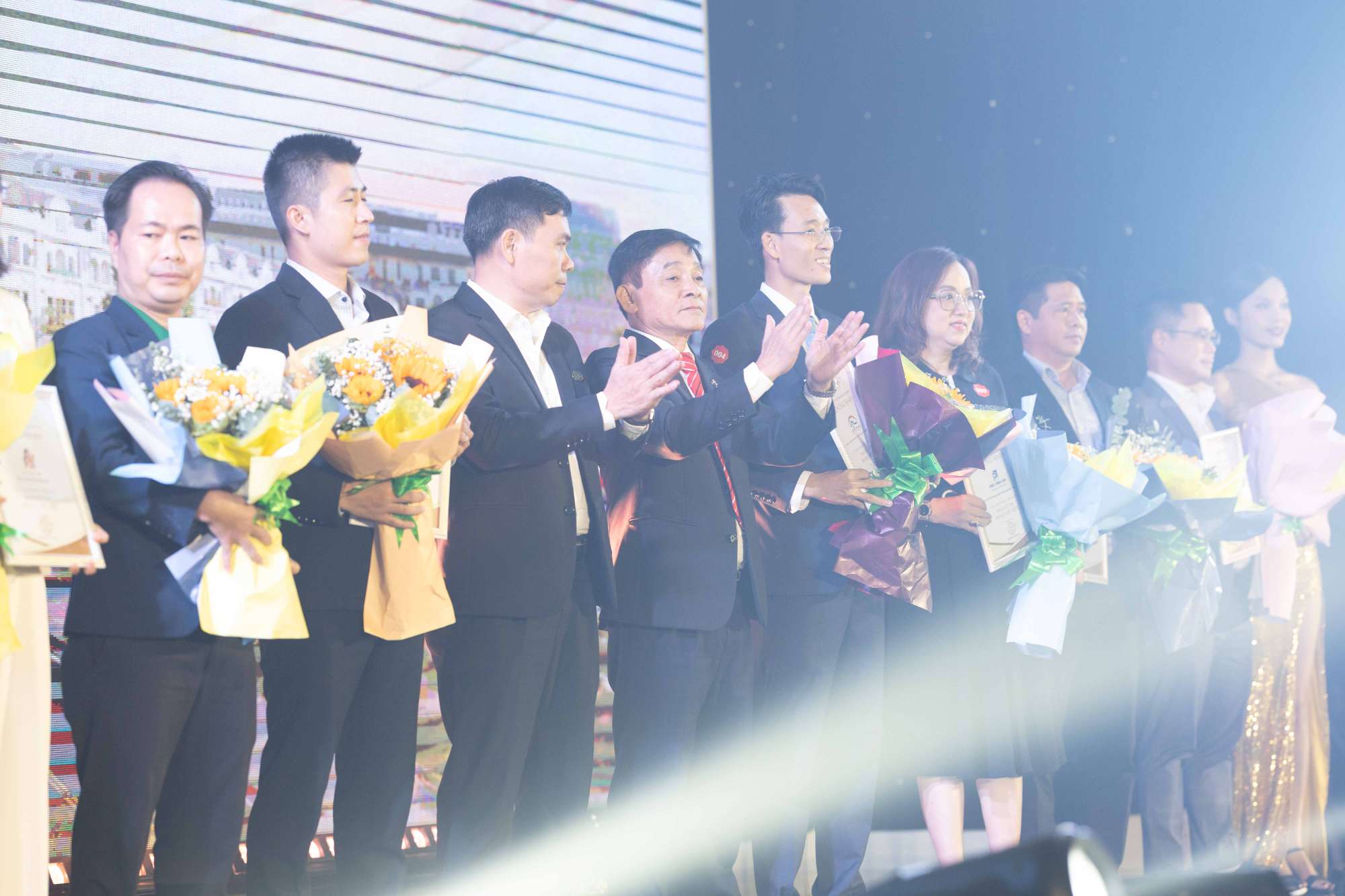 Lễ ra quân dự án An Huy Mỹ Việt với chủ đề "GẮN KẾT SỨC MẠNH - TIẾP LỬA THÀNH CÔNG" ngày 12.5.2025