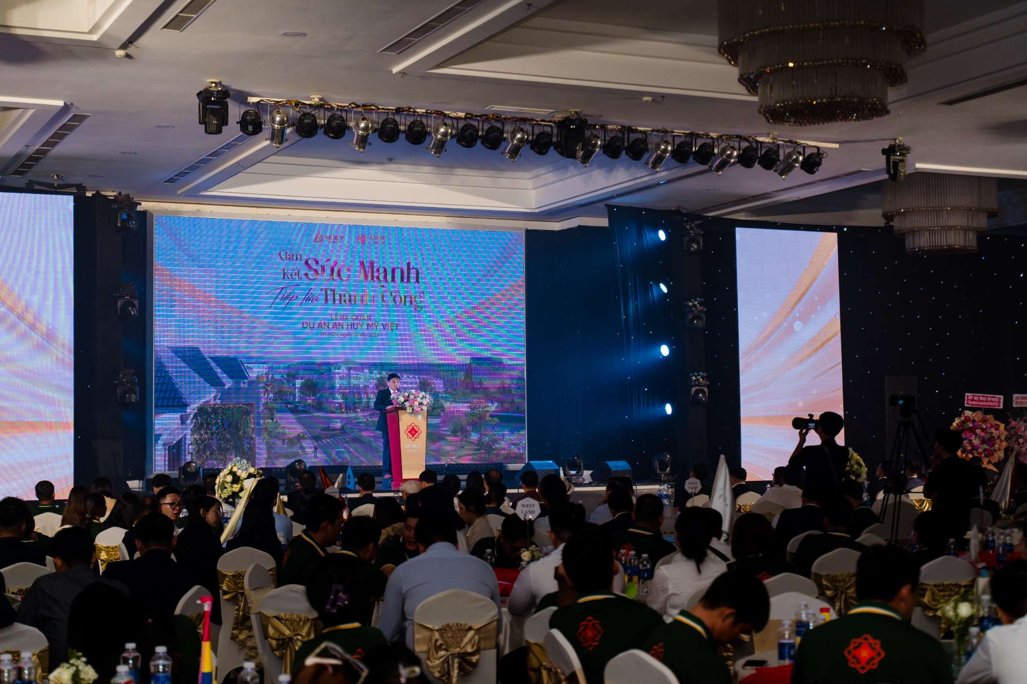 Lễ ra quân dự án An Huy Mỹ Việt với chủ đề "GẮN KẾT SỨC MẠNH - TIẾP LỬA THÀNH CÔNG" ngày 12.5.2025