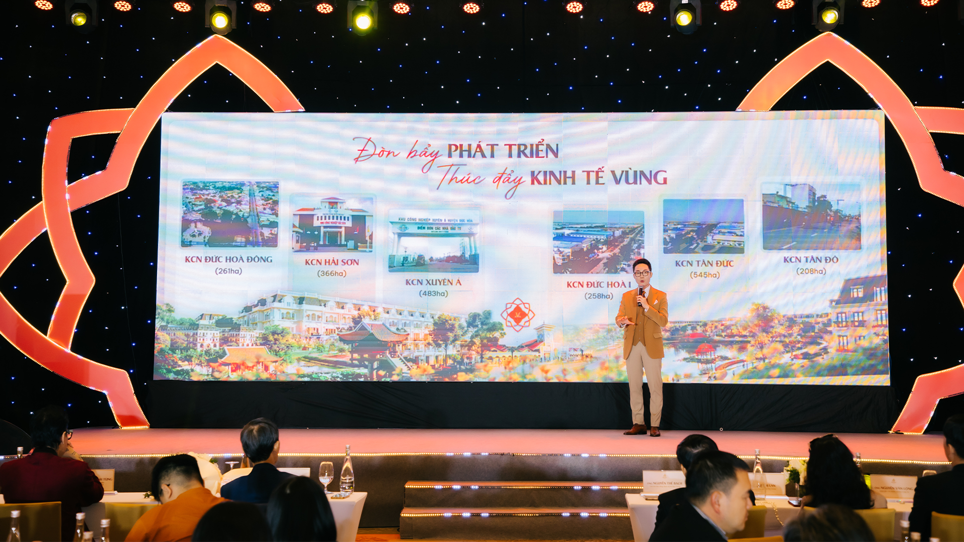 hoai-an-chia-se-ve-don-bay-cong-nghiep-khu-tay-hcm.png