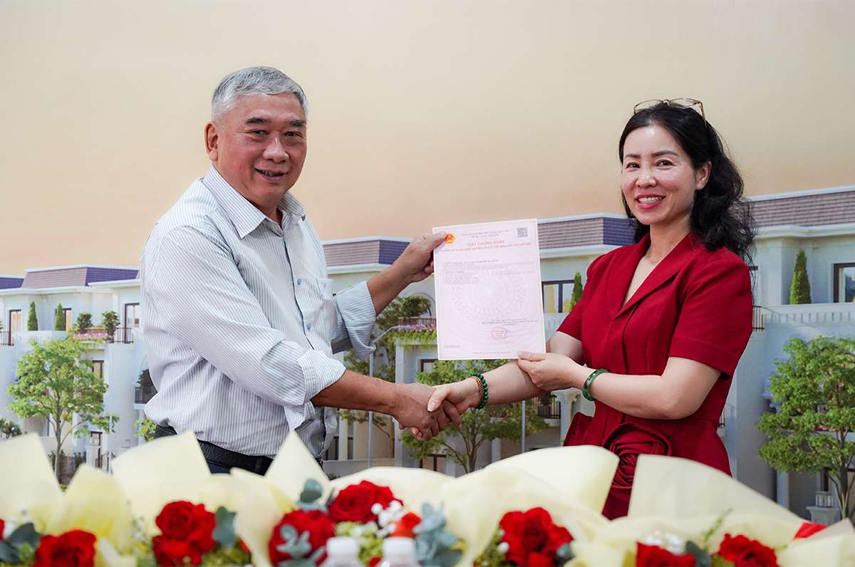 Bàn giao sổ đỏ sớm tại An Huy Mỹ Việt